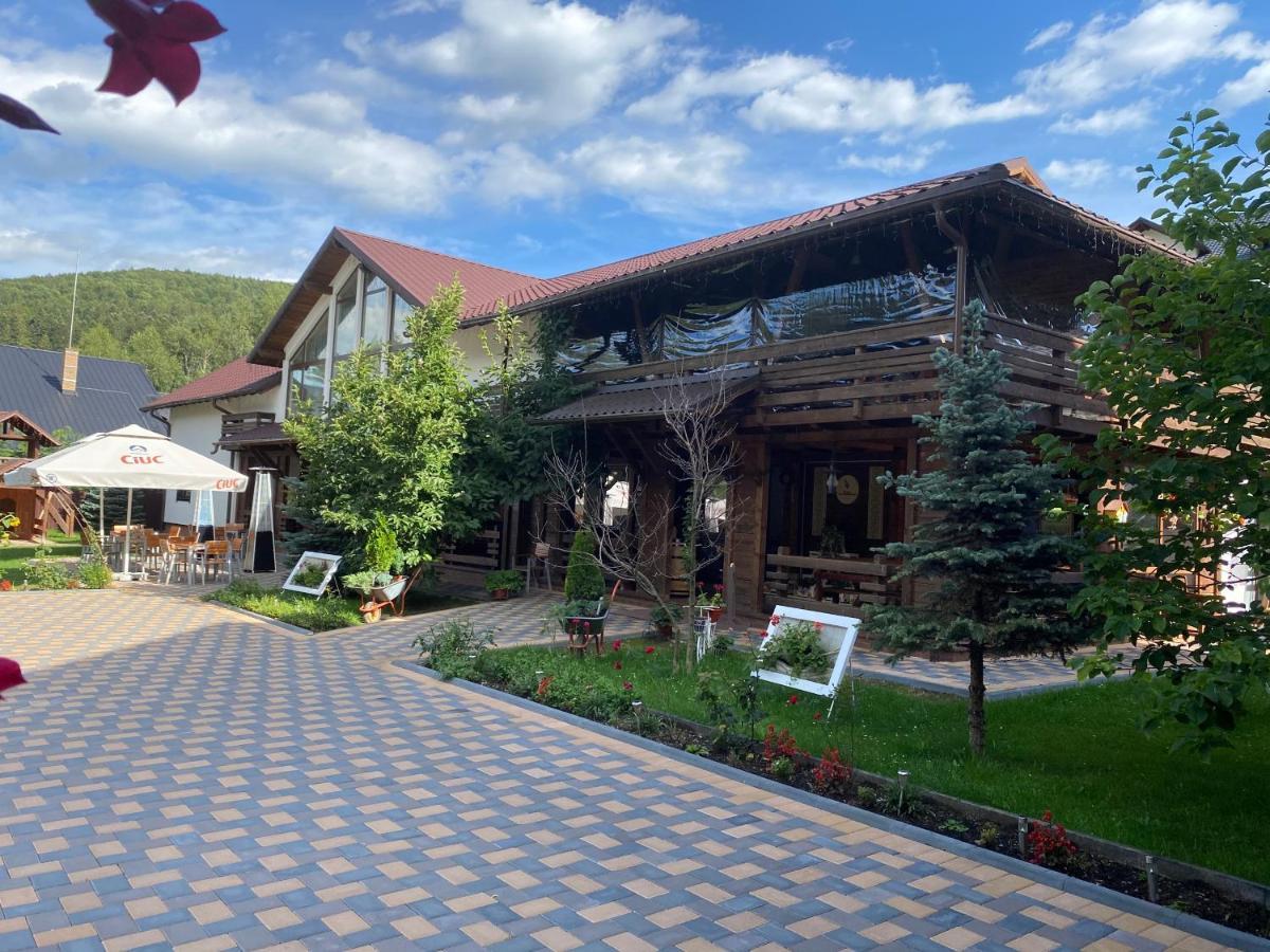 Roua Voronetului Hotel Gura Humorului Exterior foto
